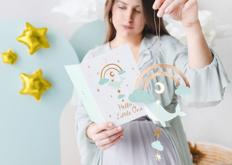 Party Deco - כרטיס עם תליון Whale, light tiffany blue, 14x20 cm - תמונה 3