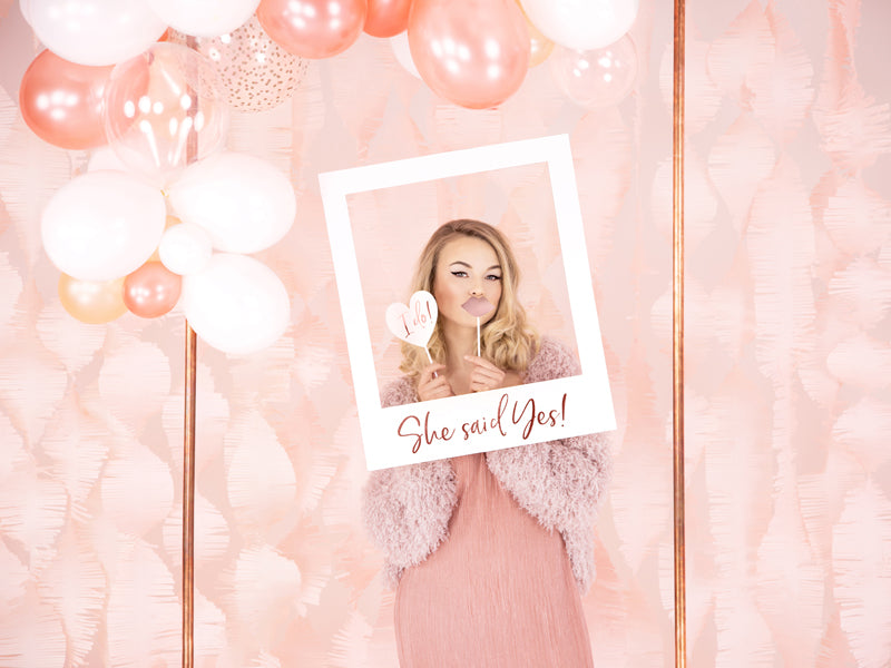 Party Deco - מסגרת סלפי She said yes, rose gold, 50x59.5cm - תמונה 5
