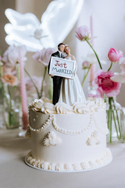 Party Deco - פסלון Just Married, 14.5 cm - תמונה 3